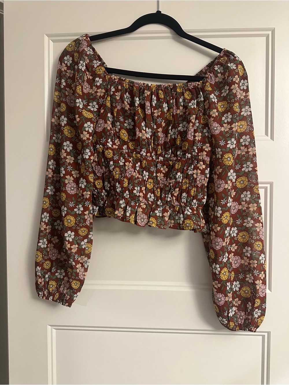 Hollister Floral Smocked Long-Sleeve Crop Top - Brown and Yellow